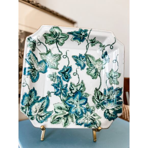 Chinese Ivy Trinket‎ Dish - Picture 2 of 4